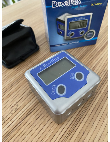 Rapporteur d'angle digital +/- 180° RAP180