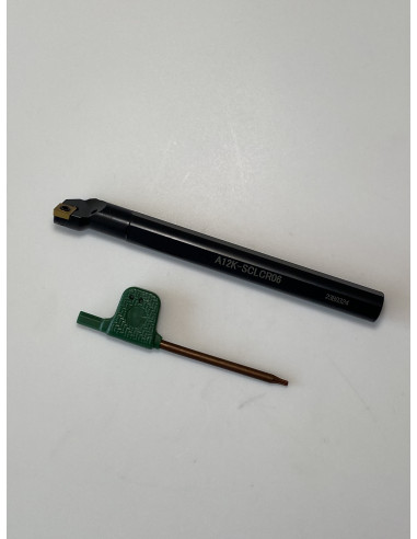 Outil à aleser droit A12K-SCLCR06 MétalProfi