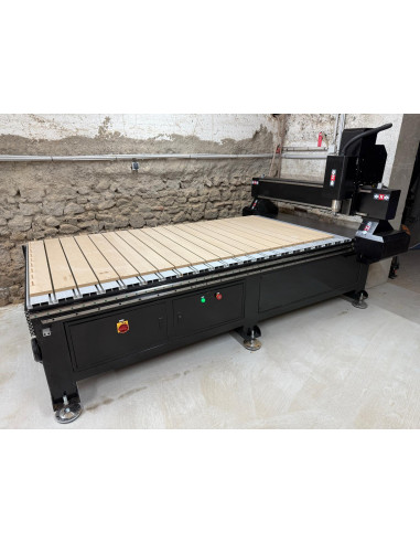 Commande numérique monophasée 1300x2500mm Holzprofi CNC CN1325