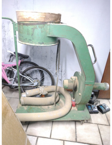 Combinée bois SICAR d’occasion 380V/220V avec chariot à format, aspirateur et entraîneur – Excellent état