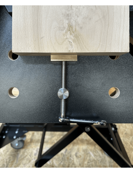 Presseurs horizontaux à vis pour table MFT – Maintien puissant, précis et sécurisé de vos pièces