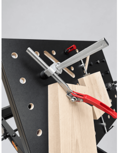 Serre-joint d’établi pour table MFT – Maintien puissant, rapide et sécurisé sur perforations Ø20 mm 2