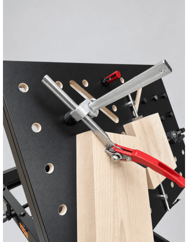 Serre-joint d’établi pour table MFT – Maintien puissant, rapide et sécurisé sur perforations Ø20 mm